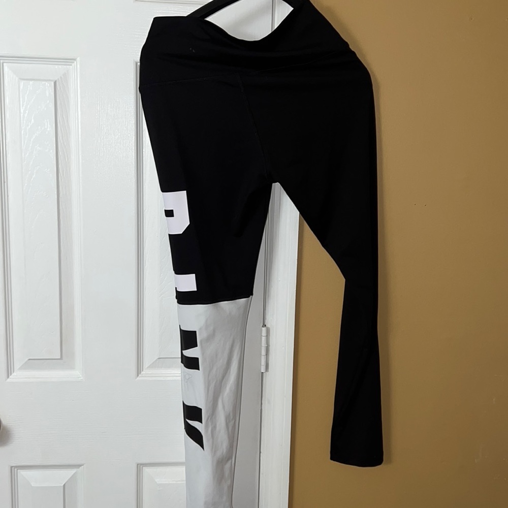 Women's Pink (Victoria's Secret ) leggings
